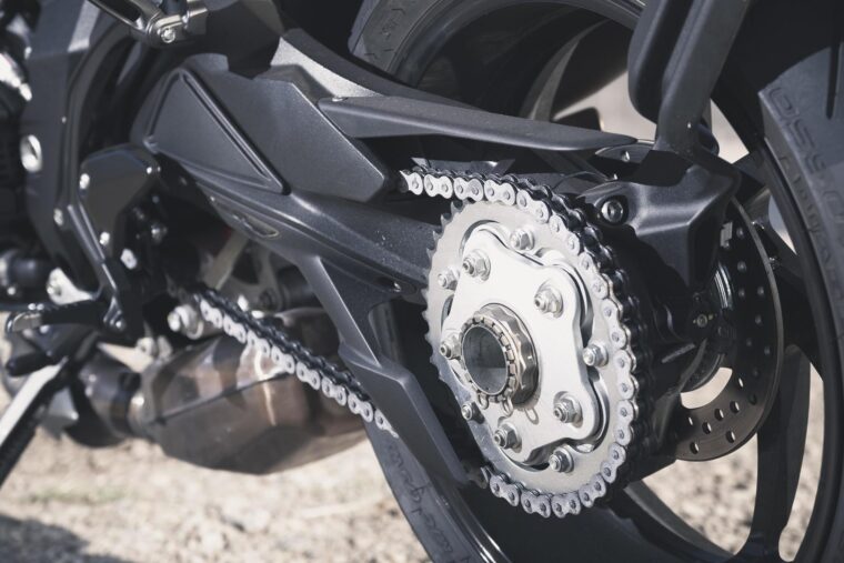 MV-Agusta-Brutale-800-A2-2020-detalles-16