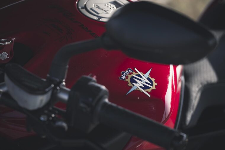 MV-Agusta-Brutale-800-A2-2020-detalles-20