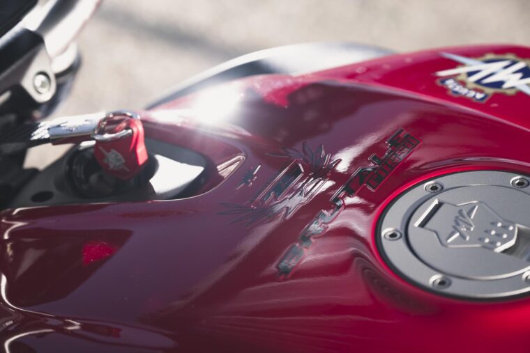 MV-Agusta-Brutale-800-A2-2020-detalles-8