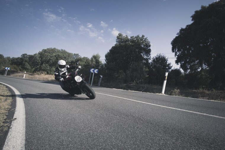 Prueba-MV-Agusta-Brutale-800-A2-10