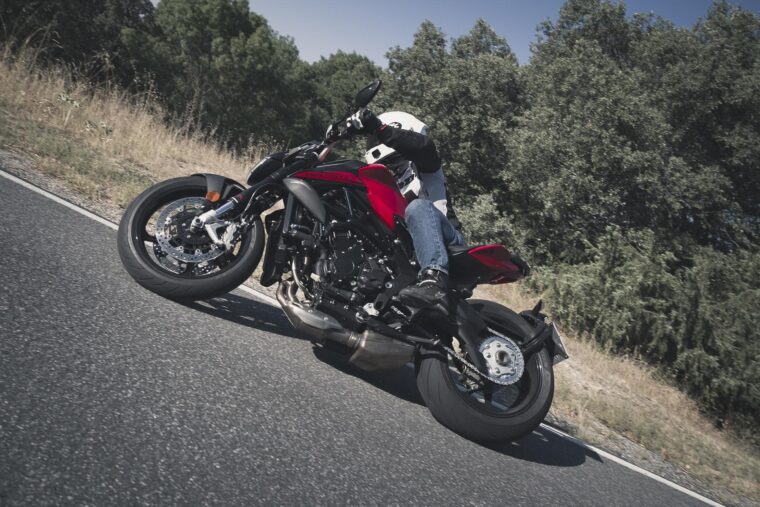 Prueba-MV-Agusta-Brutale-800-A2-12