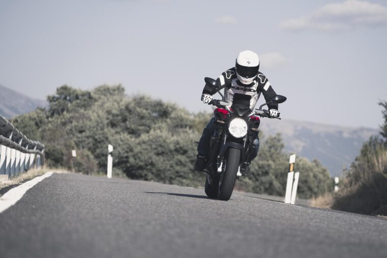 Prueba-MV-Agusta-Brutale-800-A2-5