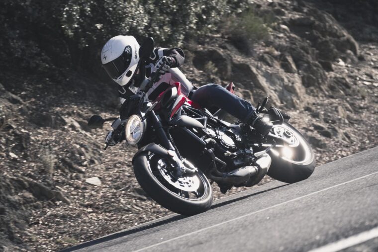 Prueba-MV-Agusta-Brutale-800-A2-6
