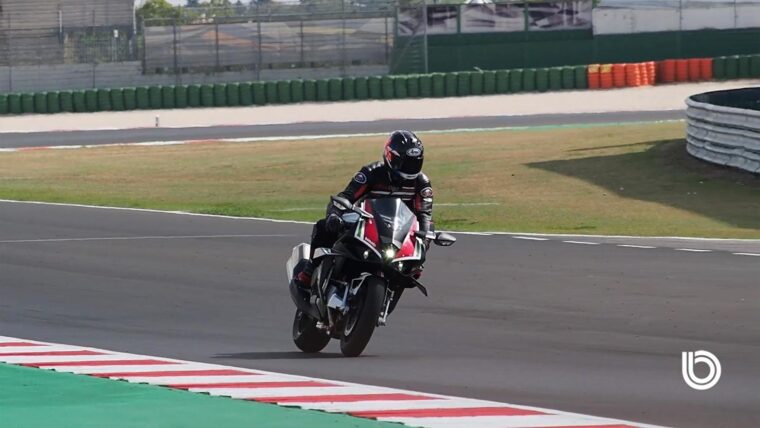Bimota-Tesi-H2-2021-test-Alan-Cathcart (5)