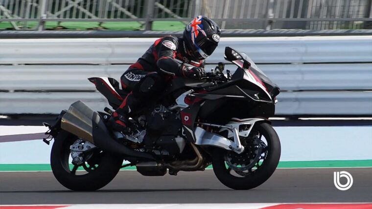 Bimota-Tesi-H2-2021-test-Alan-Cathcart (7)