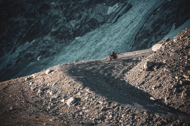 KTM-890-Adventure-2021 (20)