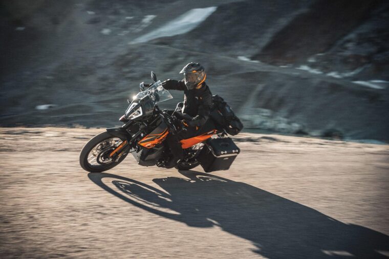 KTM-890-Adventure-2021 (22)