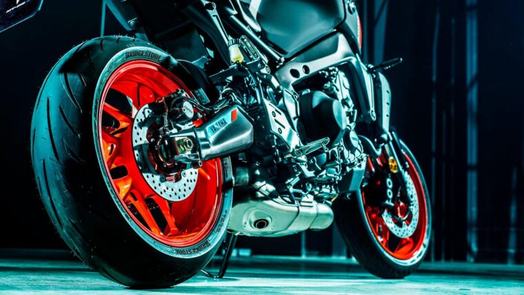 Yamaha MT-09 2021 - 18