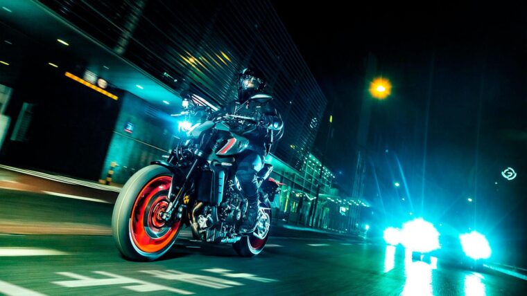 Yamaha MT-09 2021 - 4
