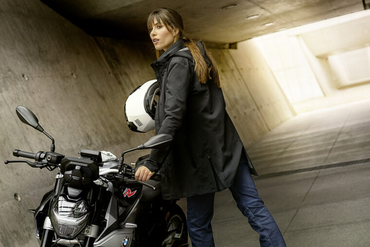 BMW-Coleccion-2021-equipamiento-motorista (7)