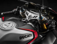 Ducati Panigale V4 SP 2021 (18)