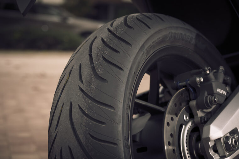 Honda-Forza-750-2021-detalles-39