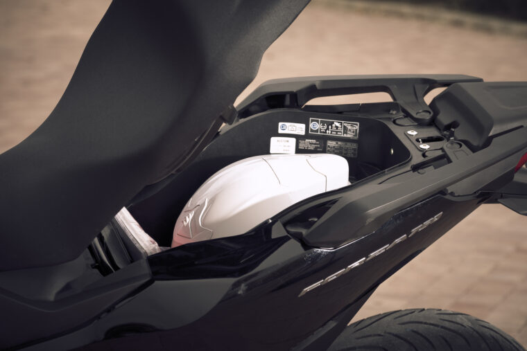 Honda-Forza-750-2021-detalles-8