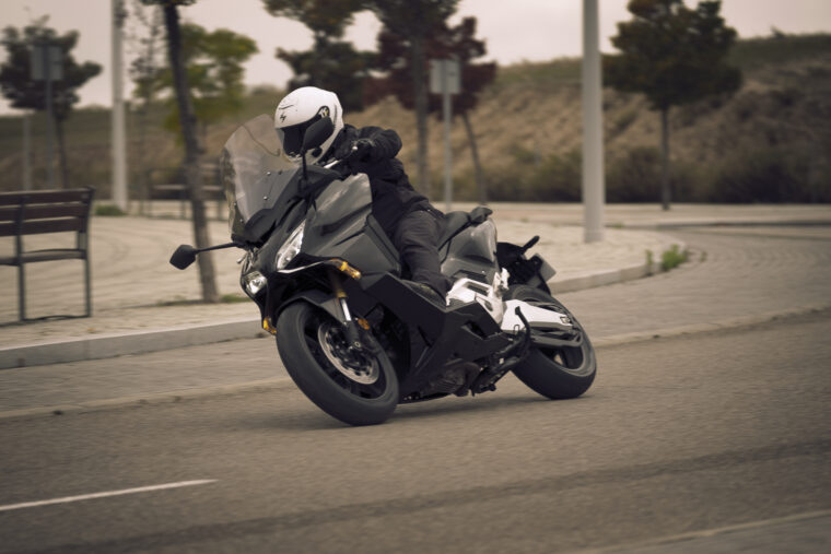 Prueba Honda Forza 750 2021: Scooter premium con cambio "manual" 20 Honda Forza 750 2021 prueba 19