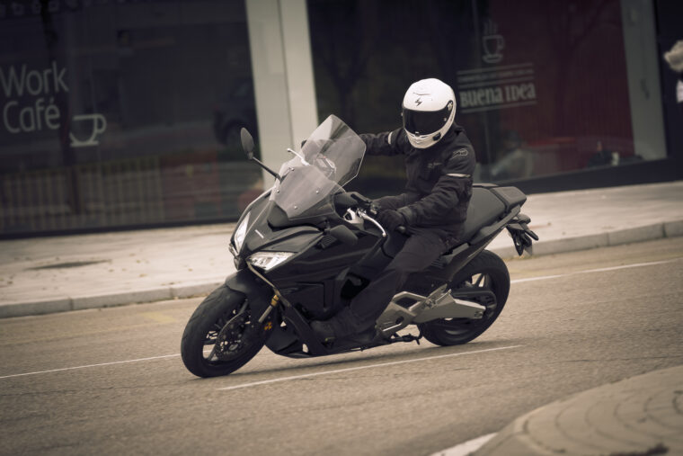 Honda-Forza-750-2021-prueba-4