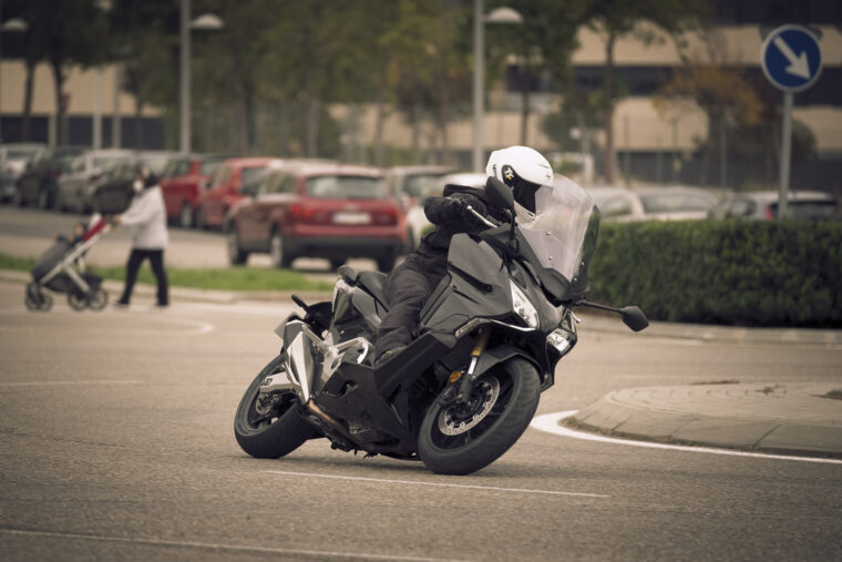 Honda-Forza-750-2021-prueba-6