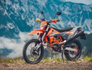 KTM 690 Enduro R 2021 accion 4