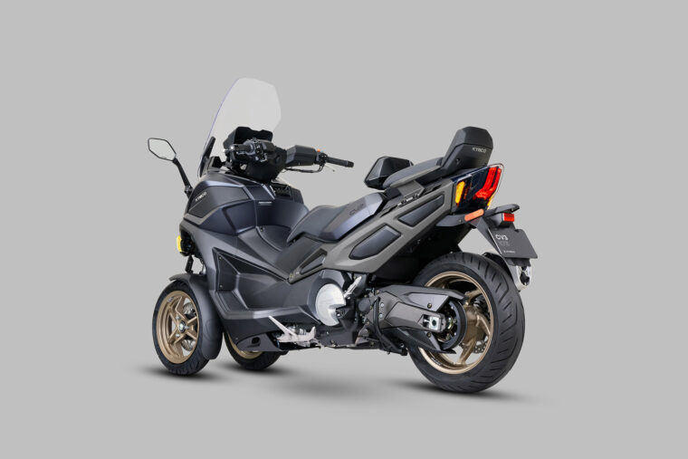 KYMCO-CV3-575-2026-estudio-negro1