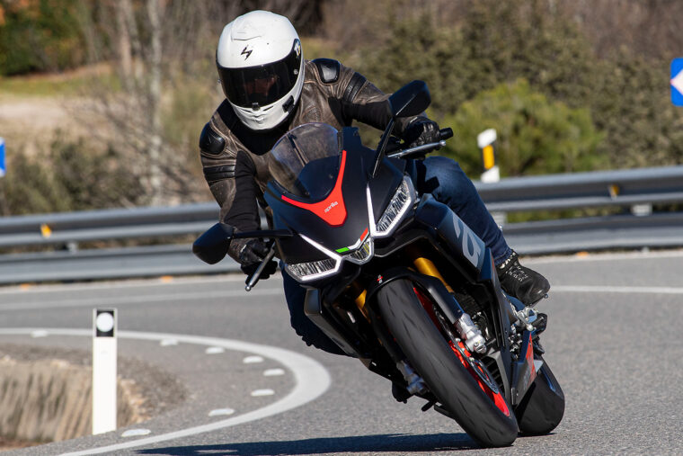 Prueba-Aprilia-RS-660-2021-11