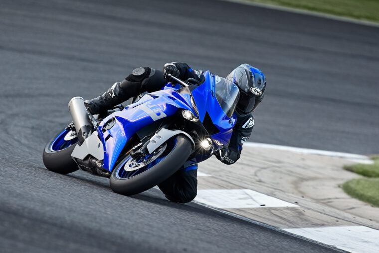 Yamaha R6 RACE 2021 - 8