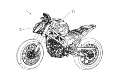 BikeLeaks. Nuevos radares y KTM 390 Supermoto, así son las últimas patentes filtradas 11 KTM 390 supermoto patentes filtradas