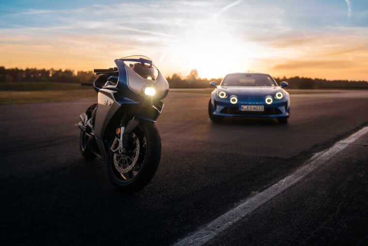 MV-Agusta-Superveloce-Alpine-2021-41
