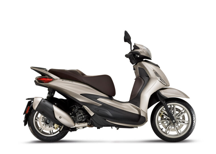 Piaggio Beverly 300 2021 (17)