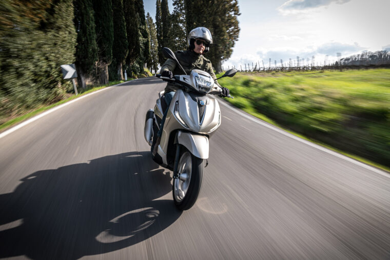 Piaggio Beverly 300 2021 dinamicas (9)
