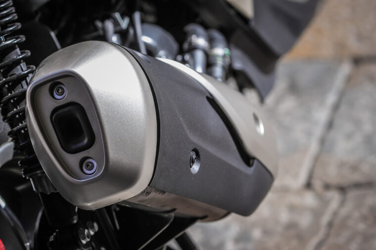 Piaggio-Beverly-300-2021-estaticas (10)