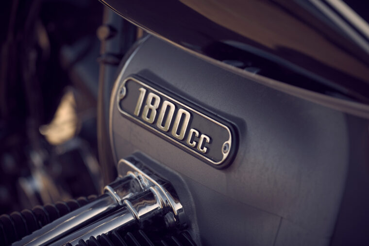 Video-prueba-BMW-R18-2021-detalles-12