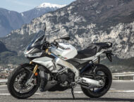 Aprilia Tuono V4 2021 estaticas (17)