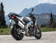 Aprilia Tuono V4 2021 estaticas (34)