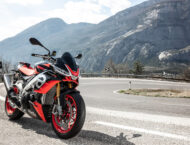 Aprilia Tuono V4 Factory 2021 estaticas (46)