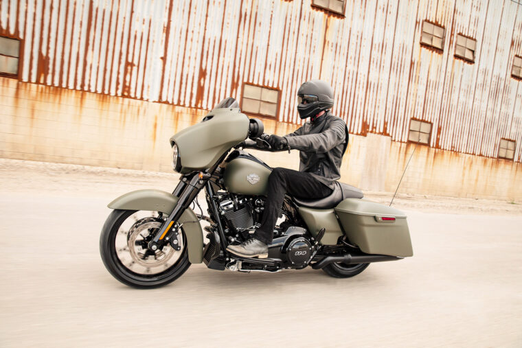 Harley-Davidson-Street-Glide-Special-2021