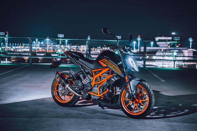 KTM-125-Duke-2021 (17)