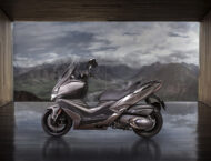 KYMCO Xciting S 400 2021 4 KYMCO Xciting S 400 2021 ambiente (2)