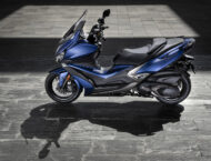 KYMCO Xciting S 400 2021 13 KYMCO Xciting S 400 2021 ambiente (3)