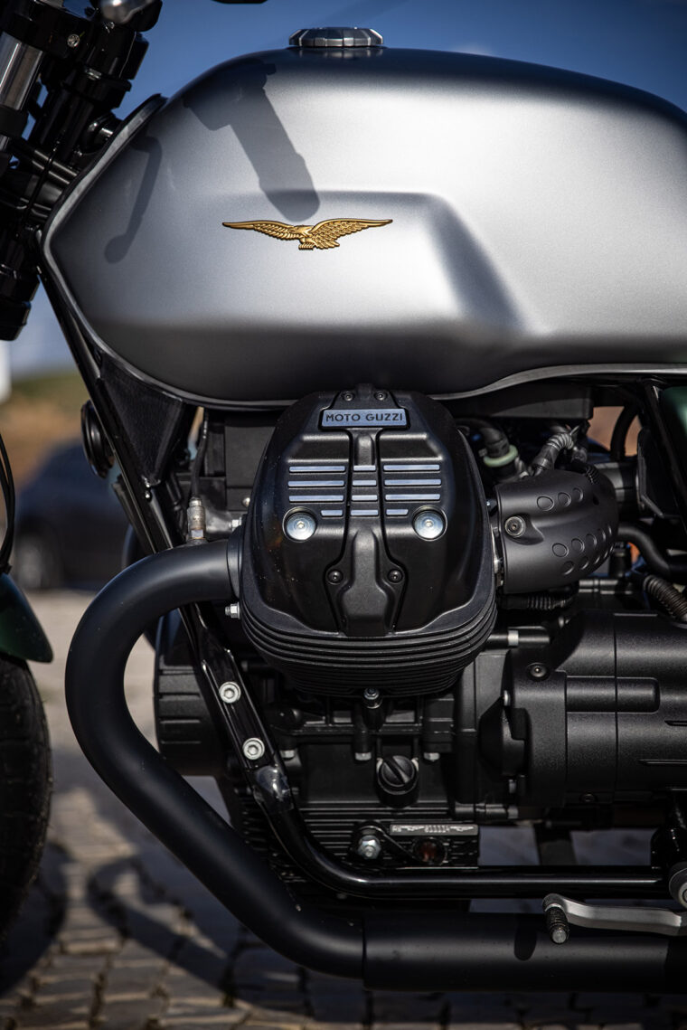 Moto-Guzzi-V7-Stone-Centenario-2021 (12)