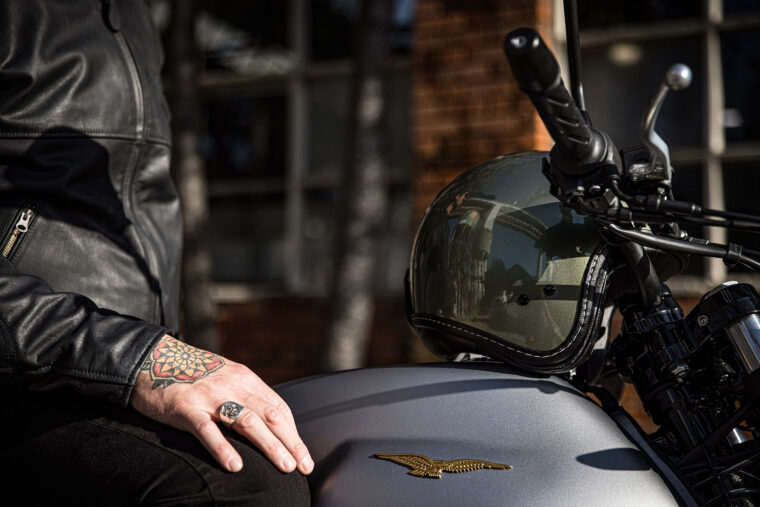 Moto-Guzzi-V7-Stone-Centenario-2021 (19)