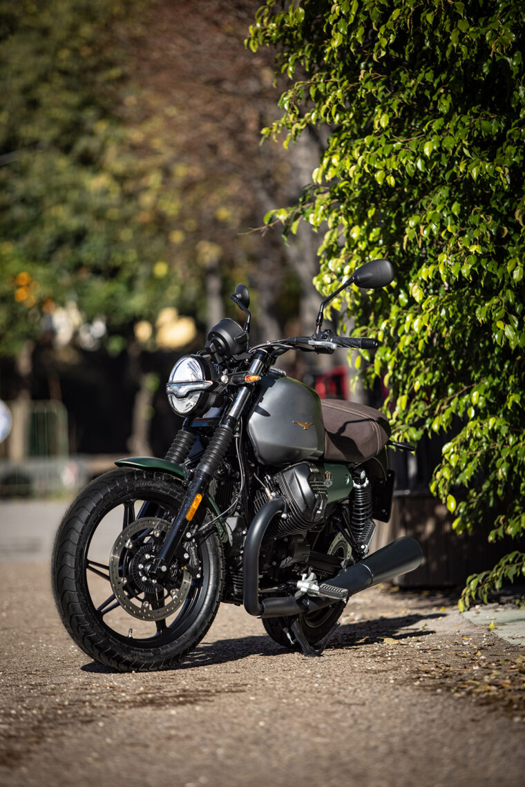 Moto-Guzzi-V7-Stone-Centenario-2021 (22)