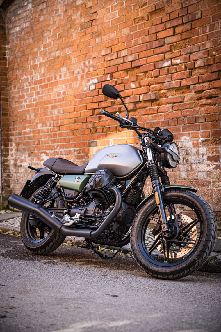 Moto-Guzzi-V7-Stone-Centenario-2021 (28)