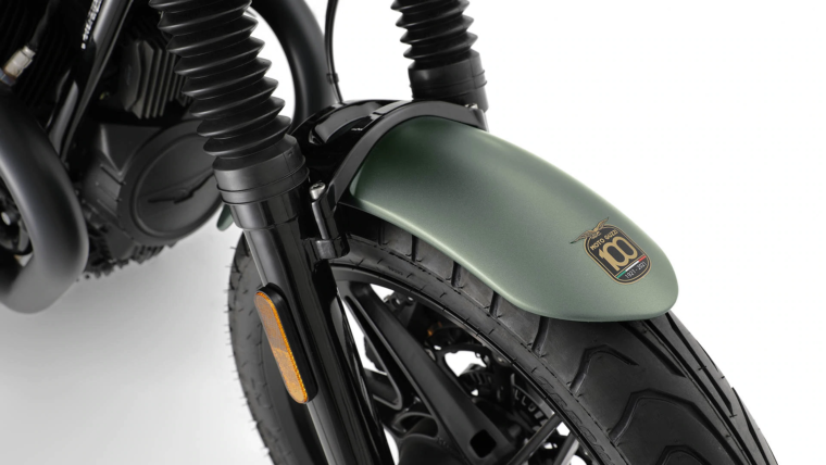 Moto-Guzzi-V7-Stone-Centenario-2021