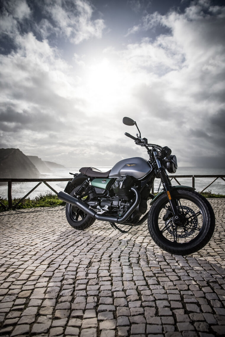 Moto-Guzzi-V7-Stone-Centenario-2021 (8)
