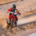 La organización del Dakar acorta la penúltima etapa 1 Brabec vence por delante de Barreda y aprieta el Dakar 2021; Benavides, nuevo líder