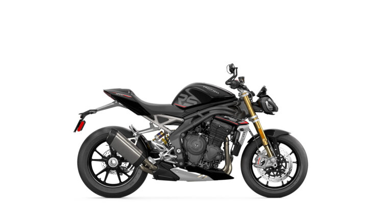 Triumph-Speed-Triple-1200-RS-2021-13
