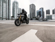 Triumph Speed Triple 1200 RS 2021 15 Triumph Speed Triple 1200 RS accion 15