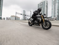 Triumph Speed Triple 1200 RS 2021 16 Triumph Speed Triple 1200 RS accion 16