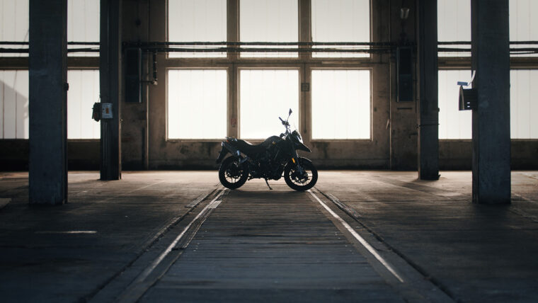 Morton-Motorcycle (15)