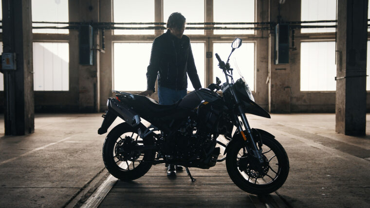 Morton-Motorcycle (2)