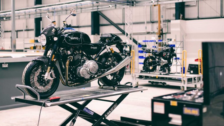 Norton-Solihull-fabrica (4)